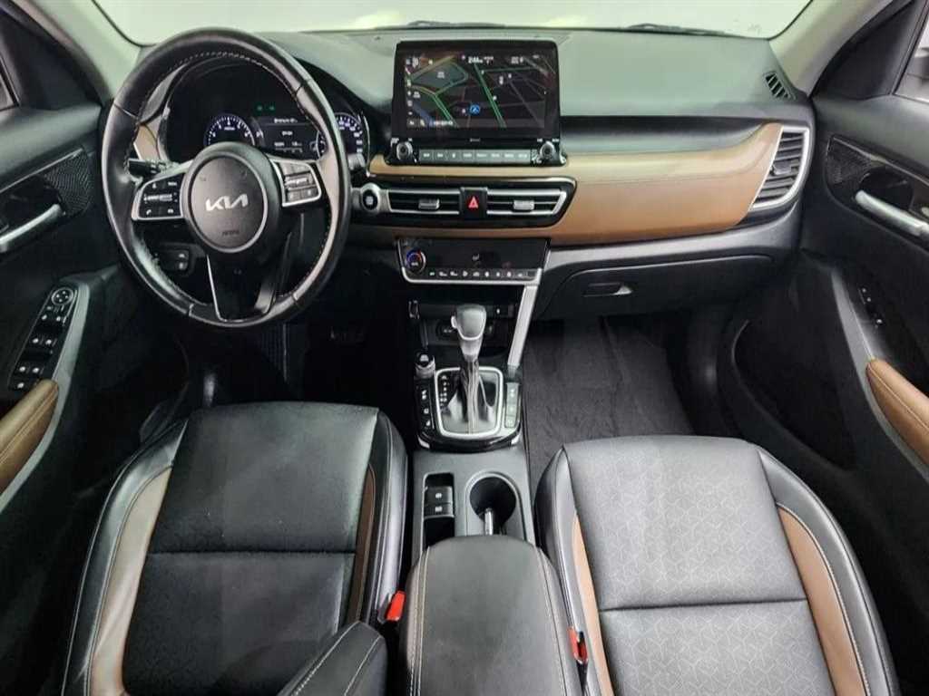 KIA Seltos - Vista 6
