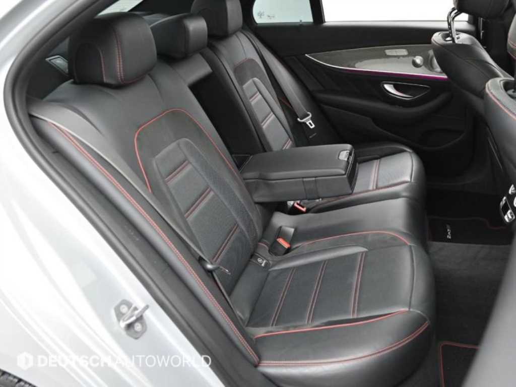 Mercedes Benz E class - Vista 12