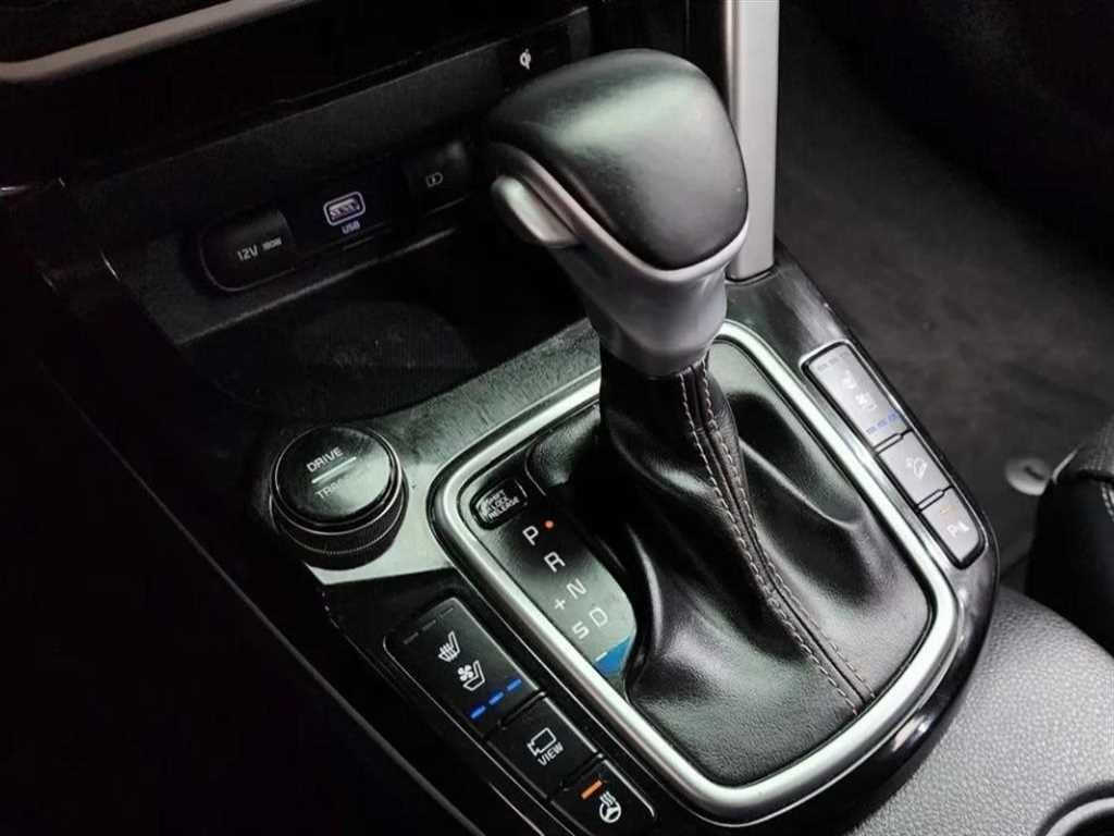 KIA Seltos - Vista 12
