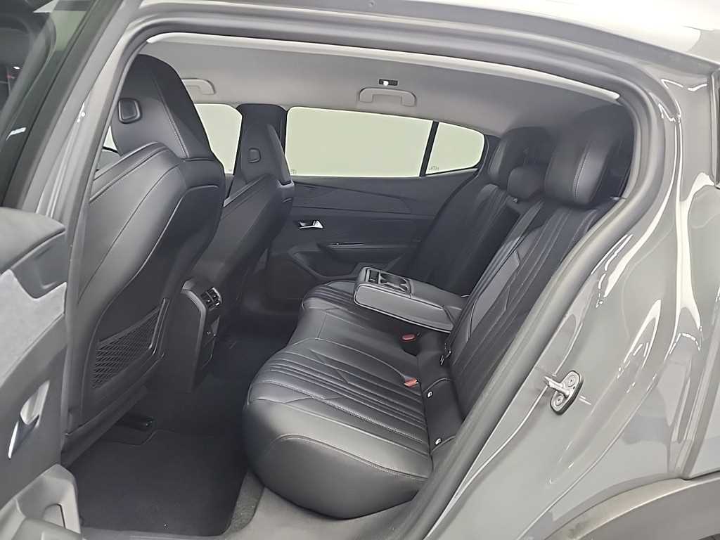 Peugeot 408 - Vista 12