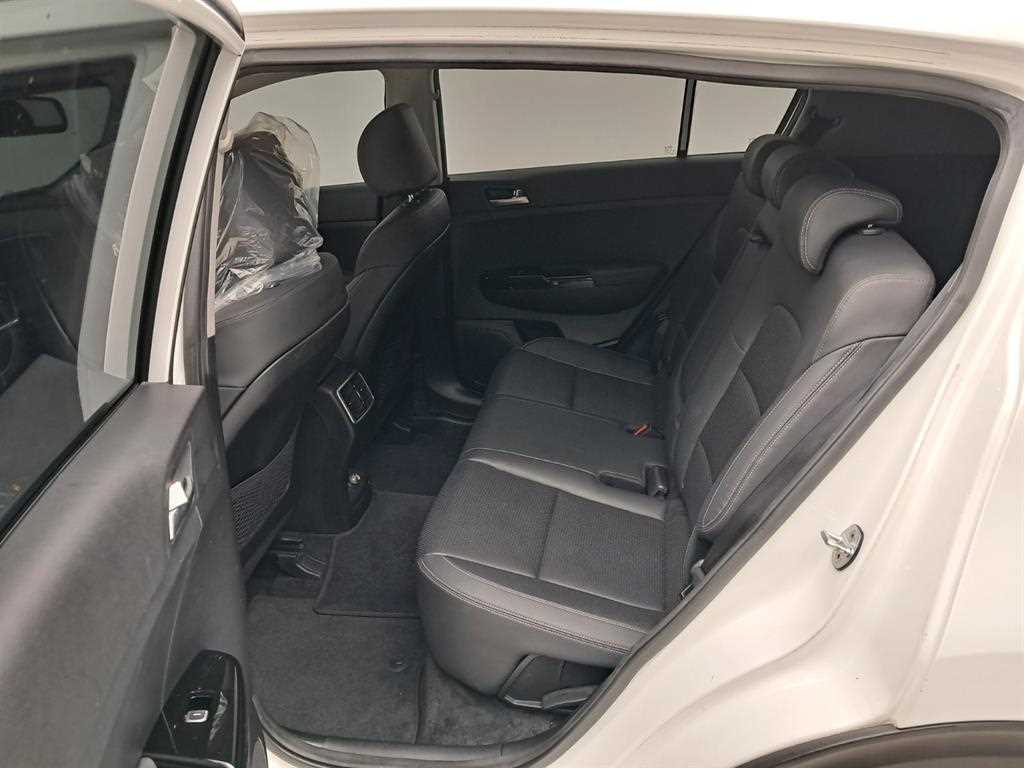 KIA Sportage - Vista 12