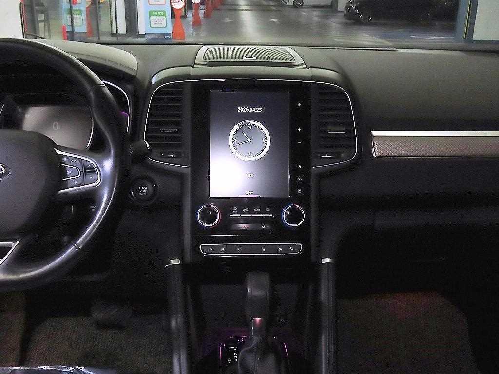 SAMSUNG QM6 - Vista 11