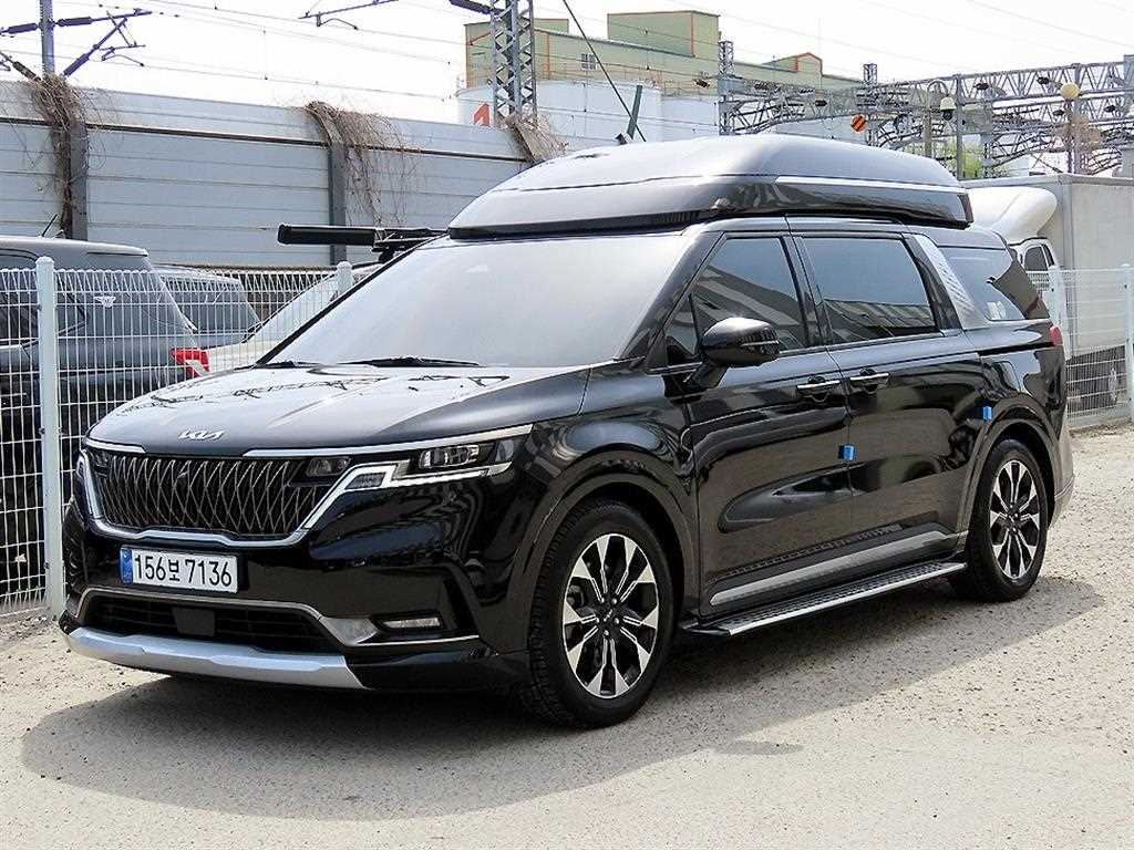 KIA Carnival - Vista 2