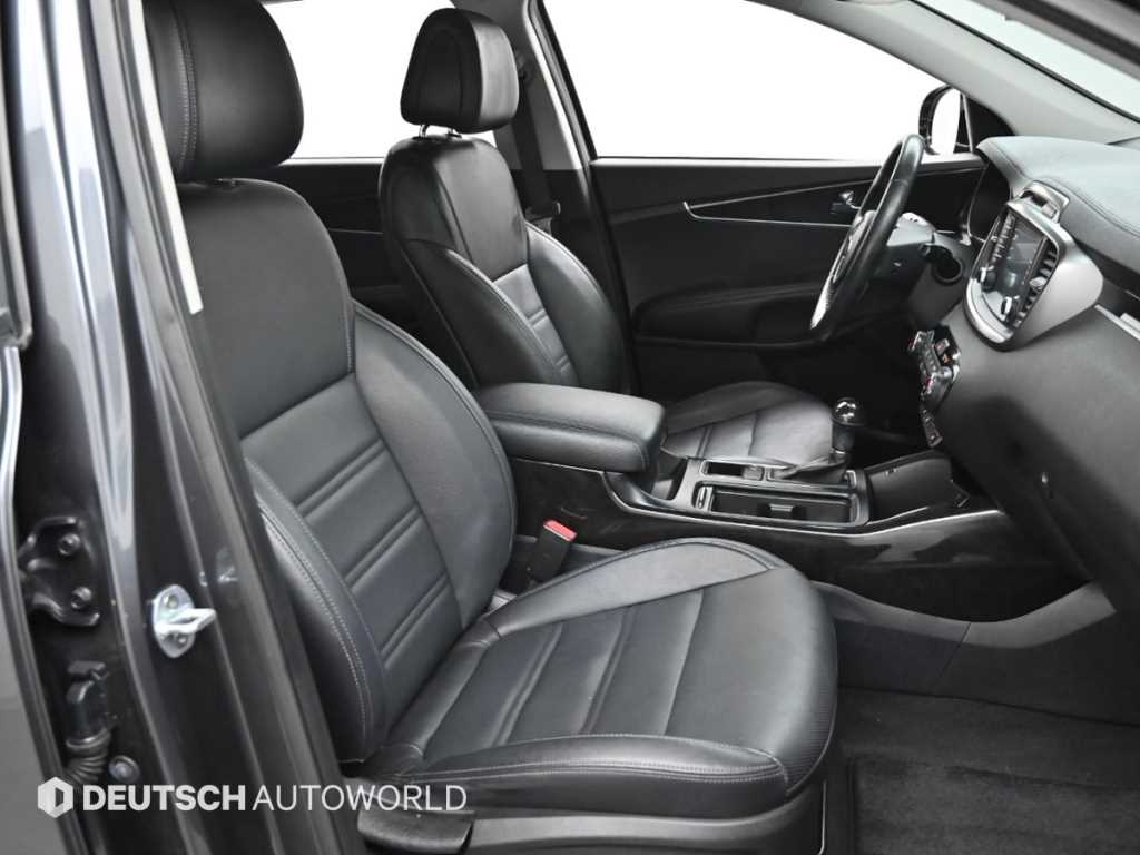 KIA Sorento - Vista 10