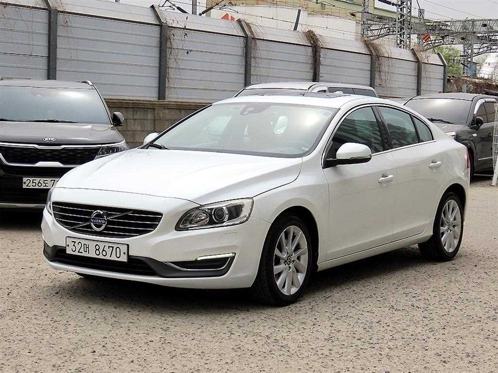 Volvo S60 - Vista 2