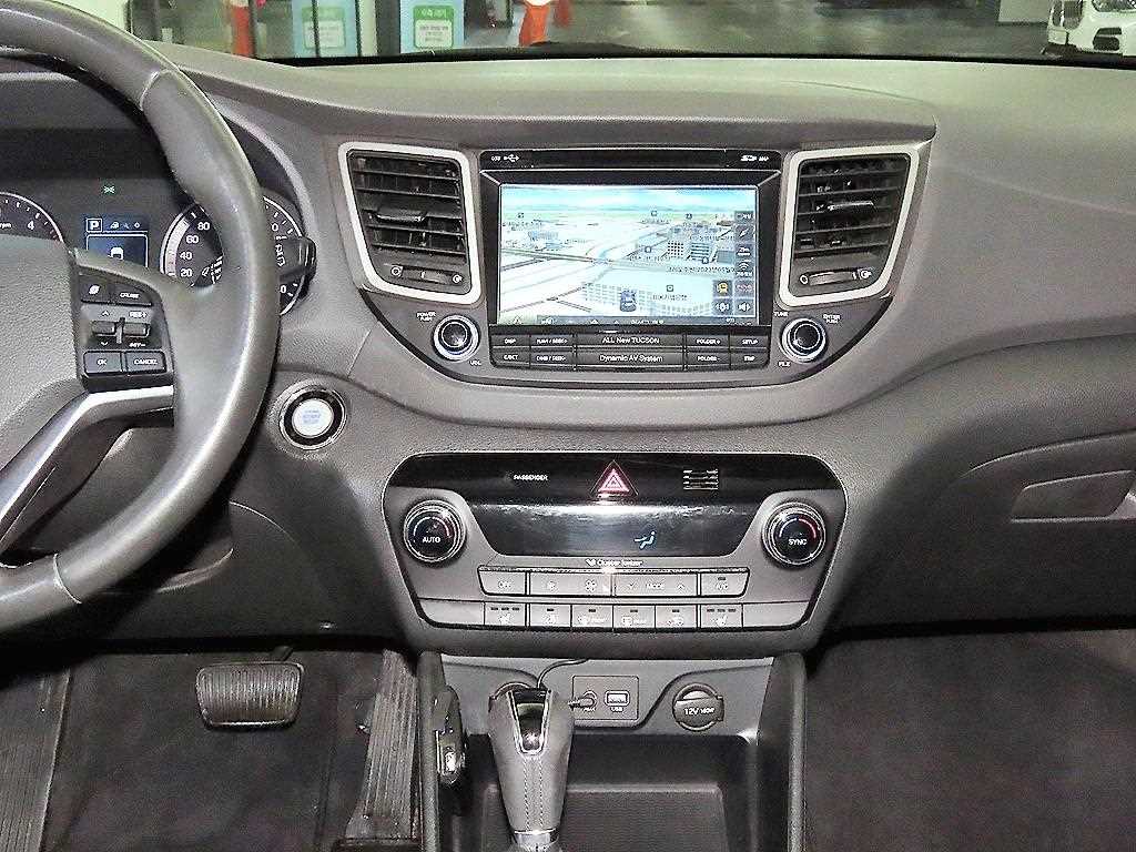 HYUNDAI Tucson - Vista 11