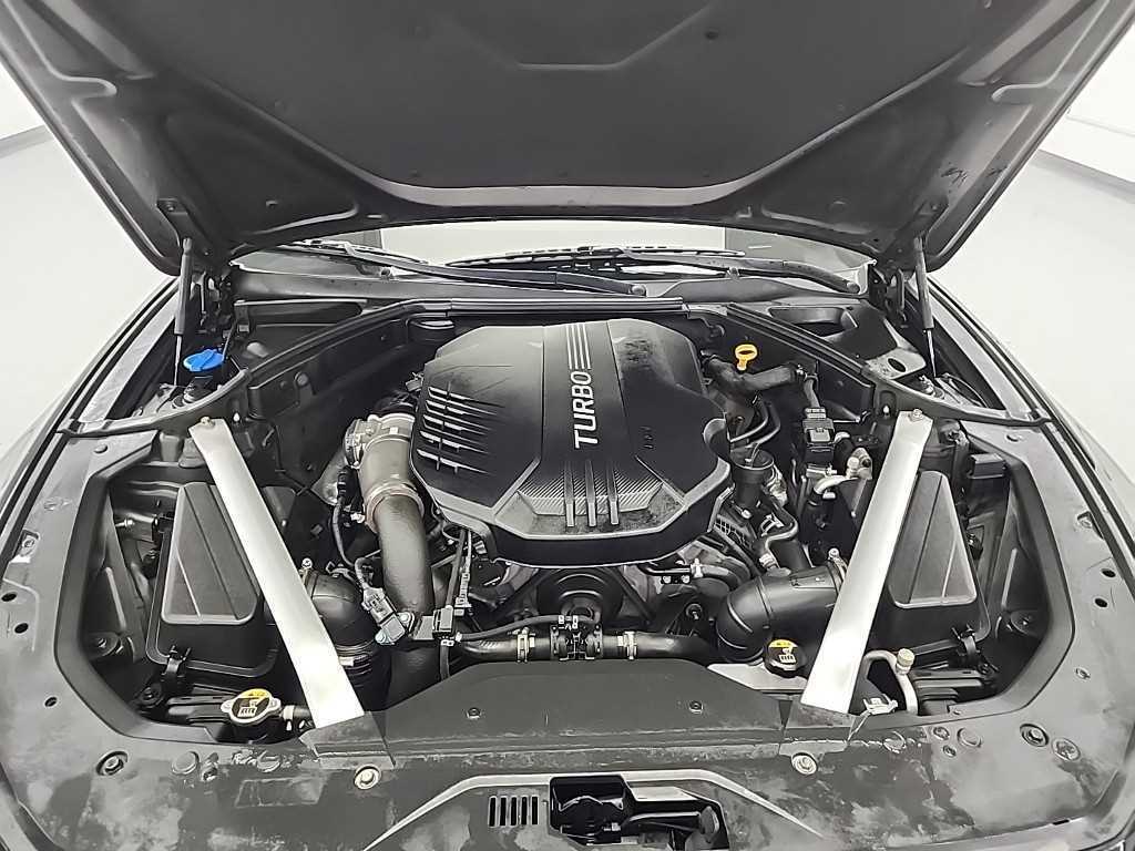 Genesis G70 - Vista 5