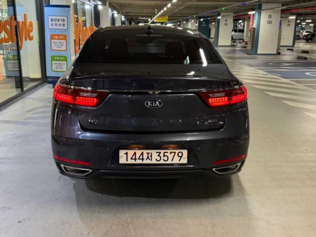 KIA K7 - Vista 5