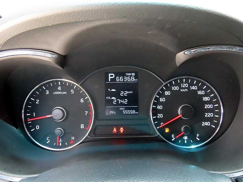 KIA K3 - Vista 9