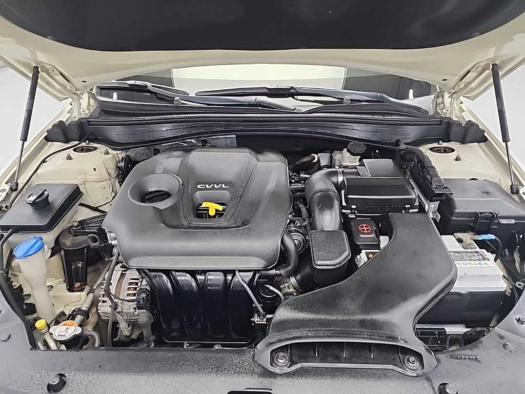 KIA K5 - Vista 5