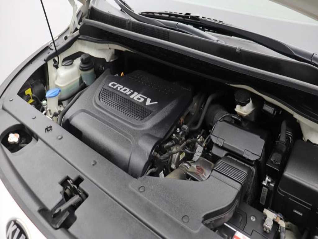 KIA Carnival - Vista 9