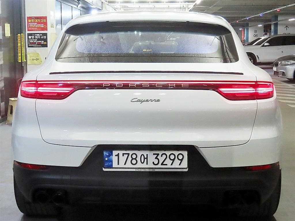 Porsche Cayenne - Vista 5