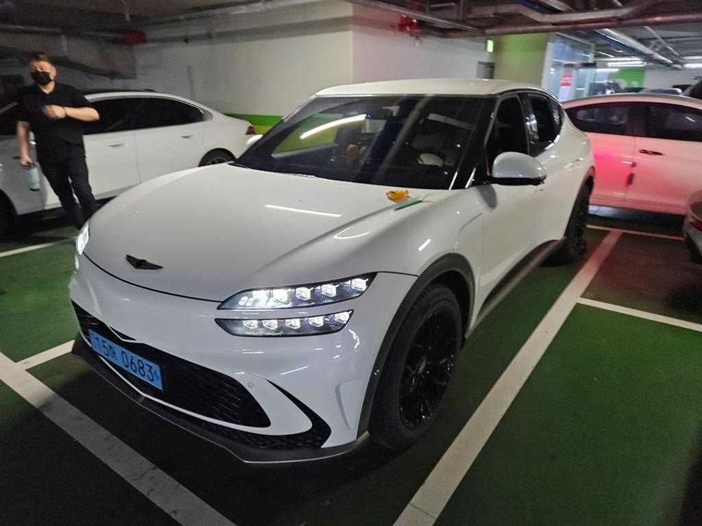 Genesis GV60 - Vista 3