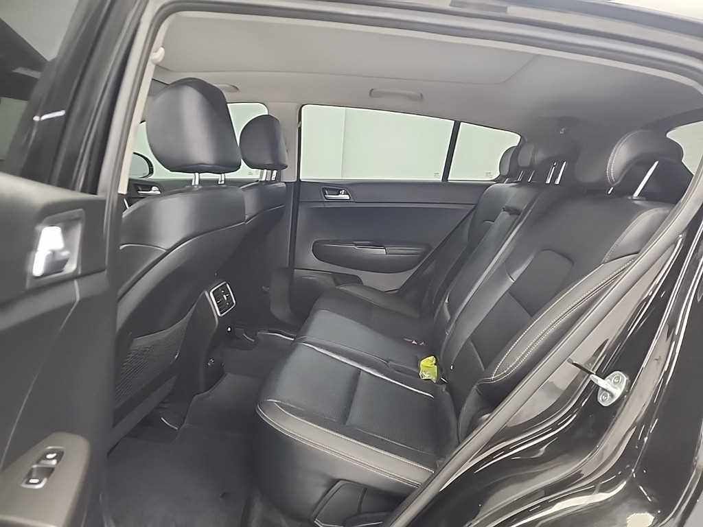 KIA Sportage - Vista 11