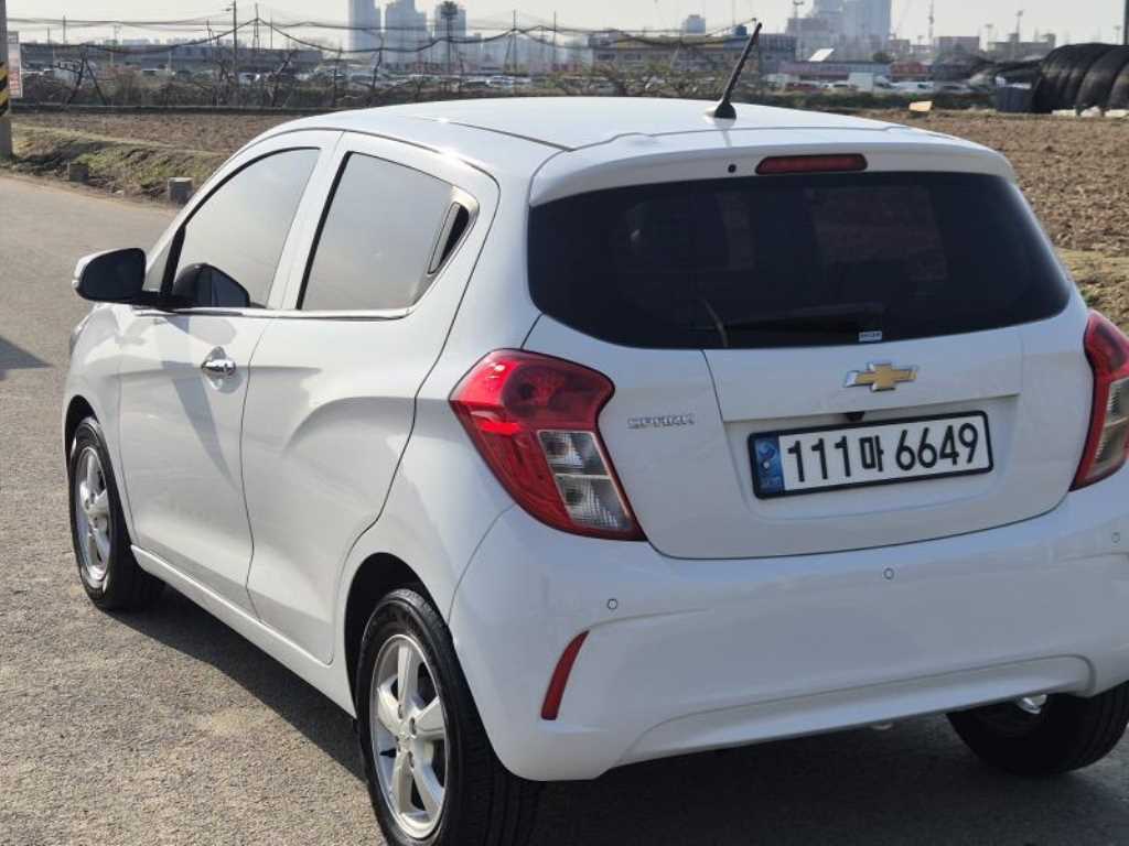 Chevrolet Spark - Vista 4