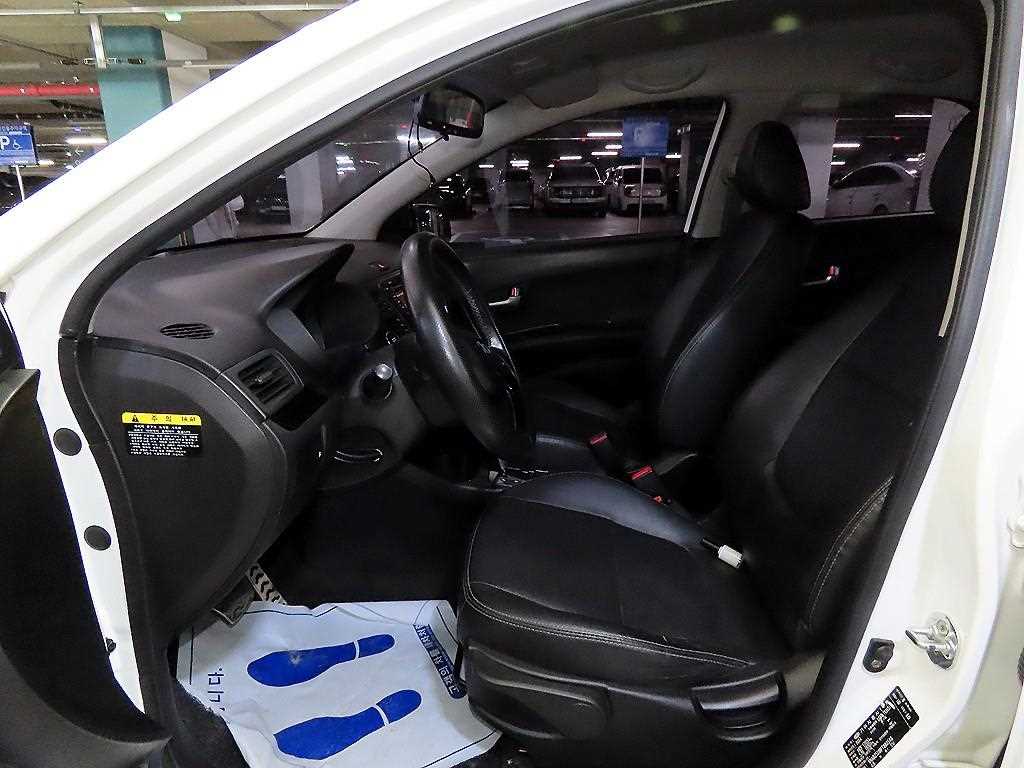 KIA Morning - Vista 6