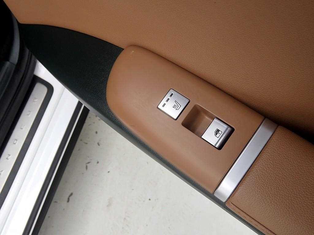 HYUNDAI Grandeur - Vista 10