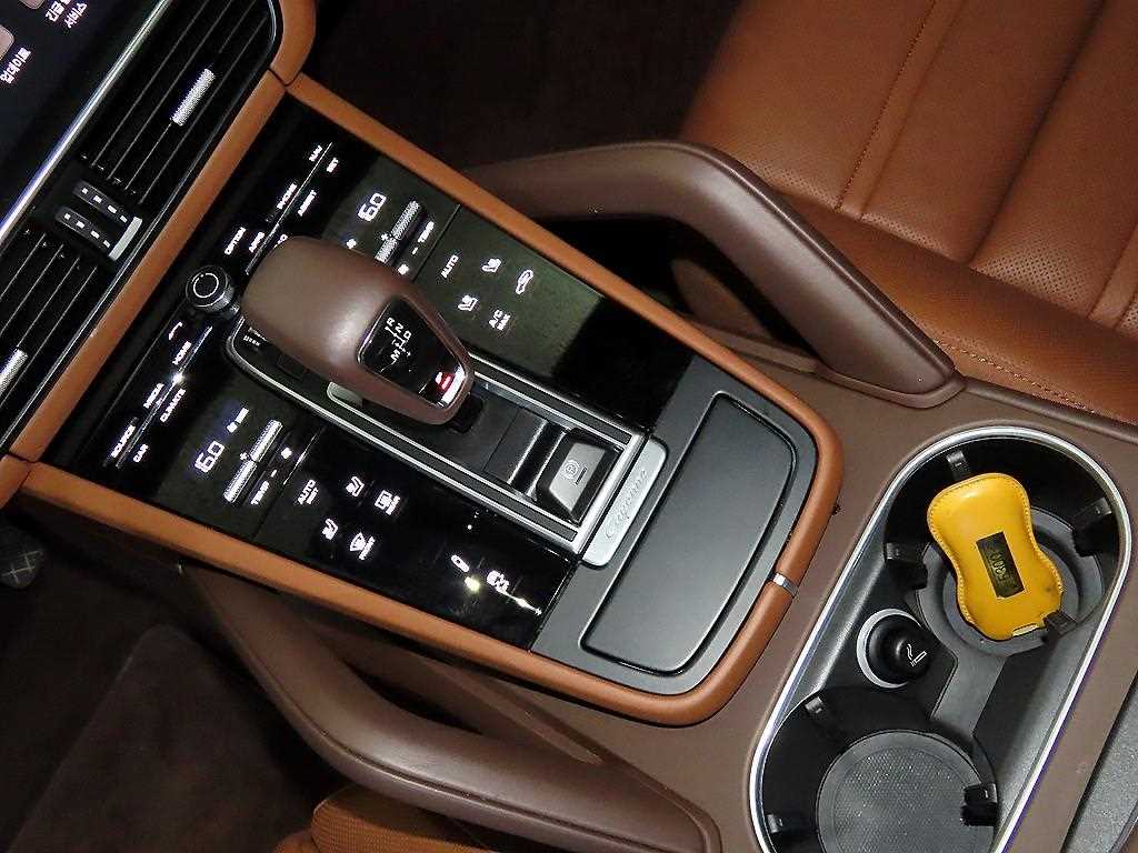 Porsche Cayenne - Vista 12