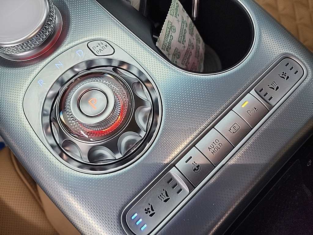 Genesis GV60 - Vista 8