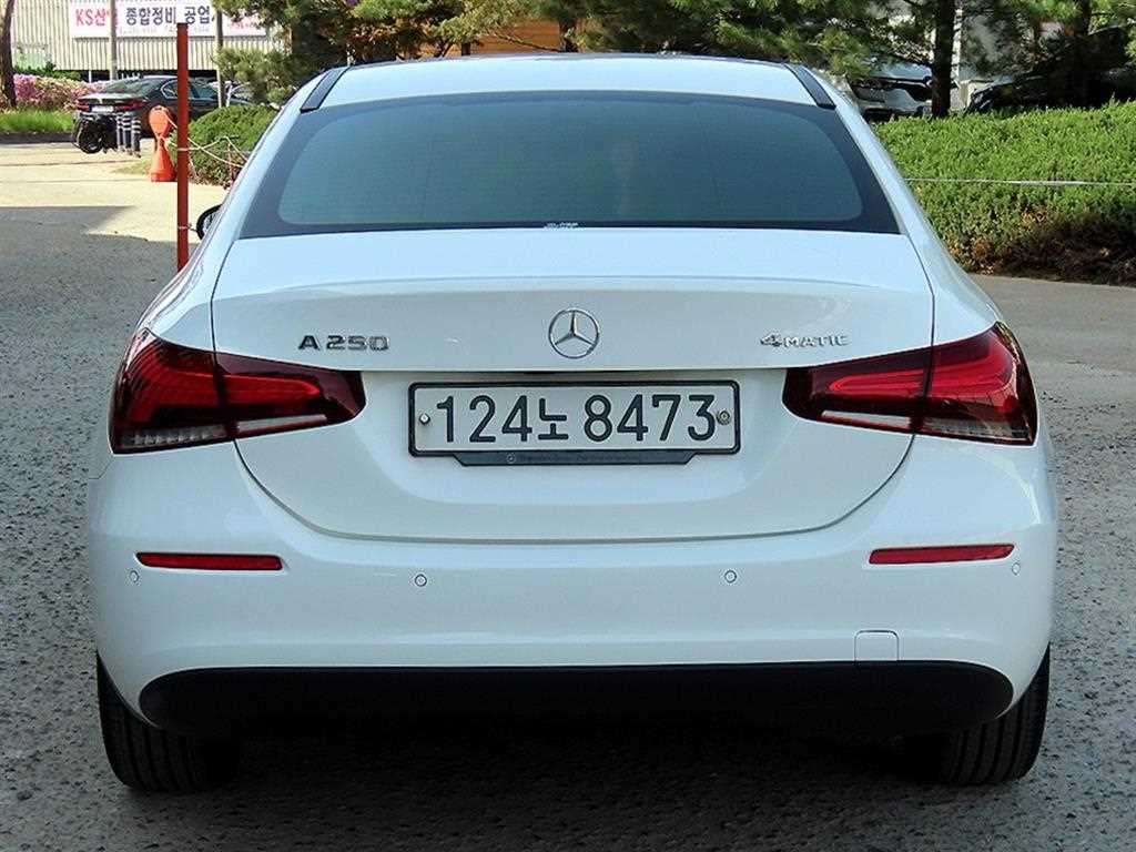 Mercedes Benz A Class - Vista 4