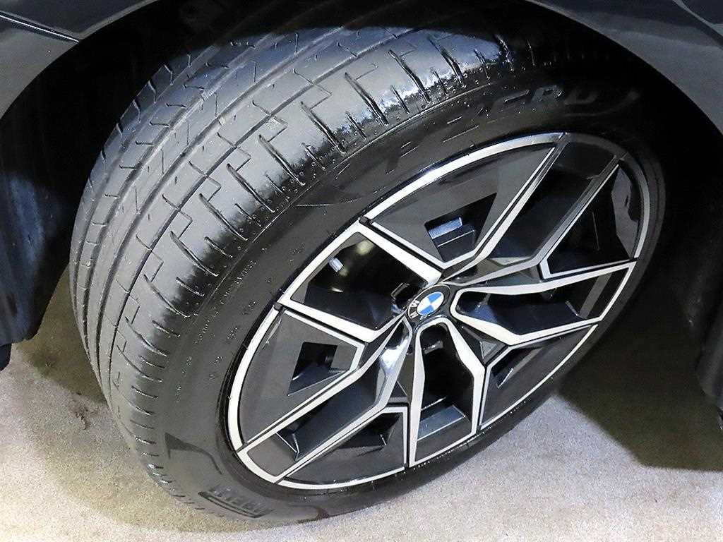 BMW 5 Series 2025 Negro - Importación desde Corea - HF Imports Iquique - Foto 20