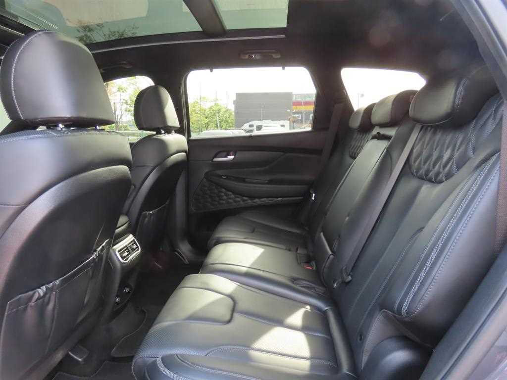 HYUNDAI Santa Fe - Vista 7