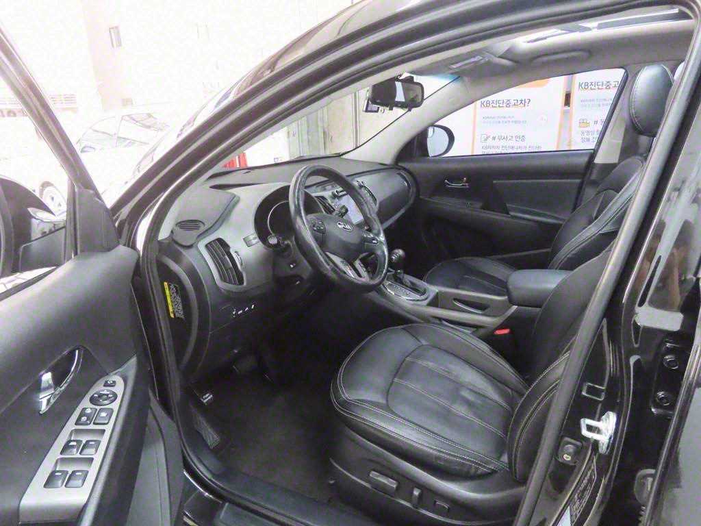 KIA Sportage - Vista 5