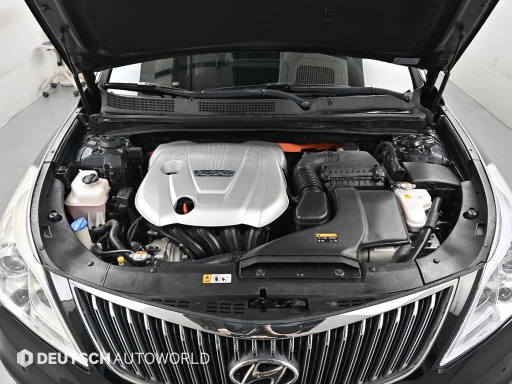 HYUNDAI Grandeur - Vista 6