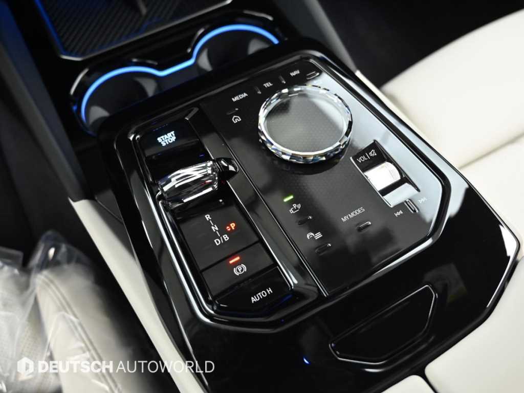 BMW i5 - Vista 9