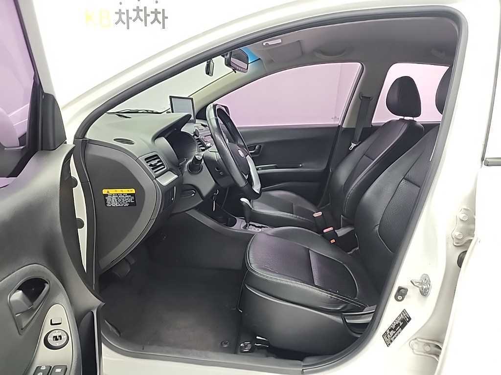KIA Morning - Vista 11