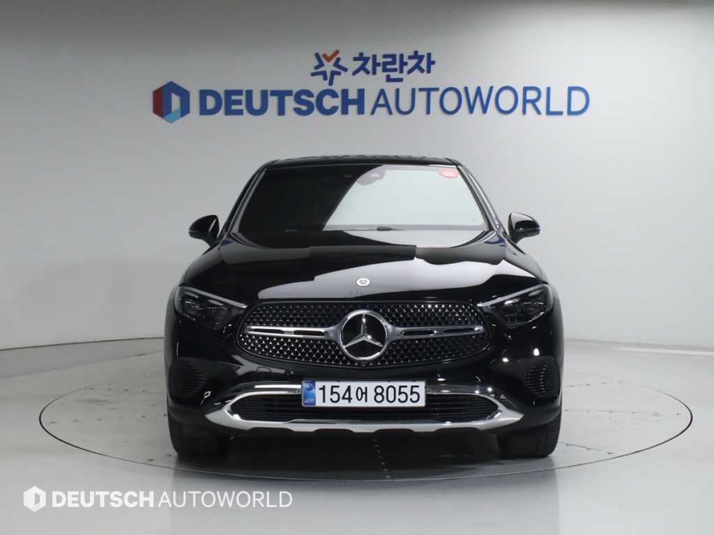 Mercedes Benz GLC Class - Vista 3