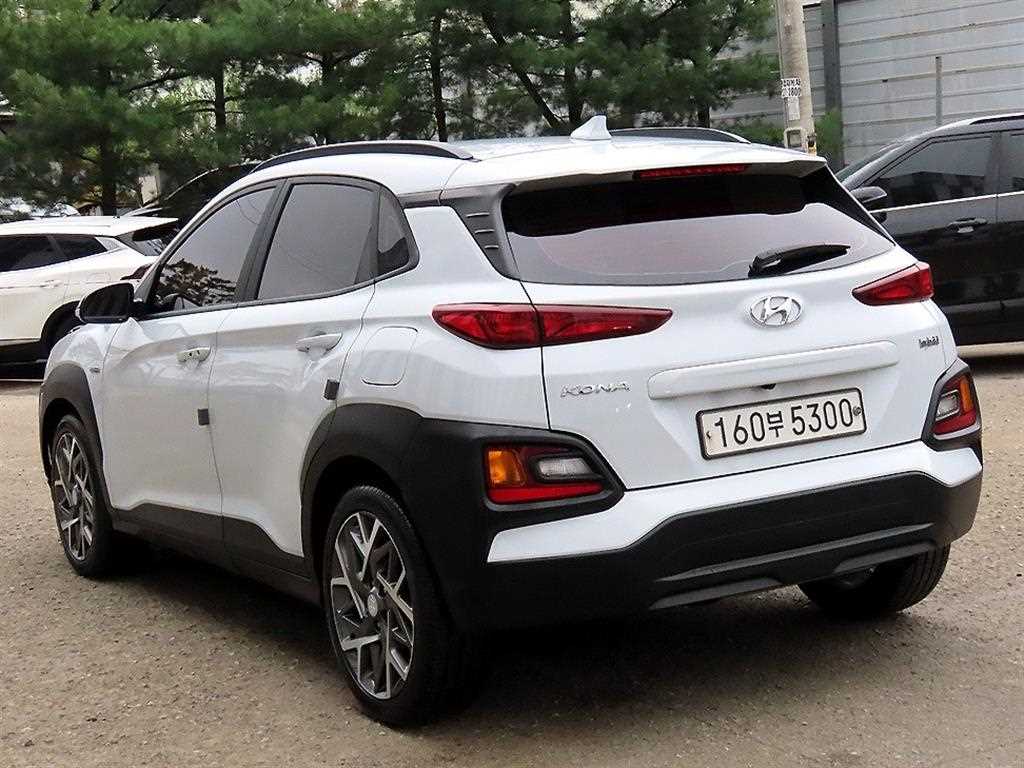 HYUNDAI Kona - Vista 3
