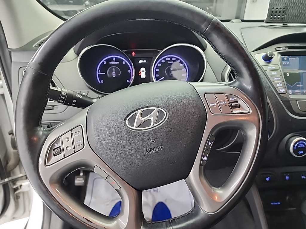 HYUNDAI Tucson - Vista 9