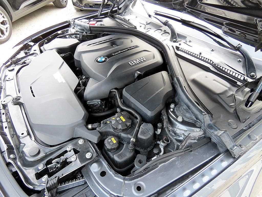 BMW 3 series 2018 Gris - Importación desde Corea - HF Imports Iquique - Foto 19