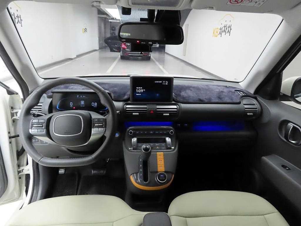 HYUNDAI Casper - Vista 7