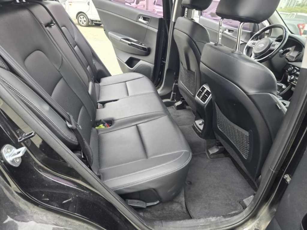 KIA Sportage - Vista 10