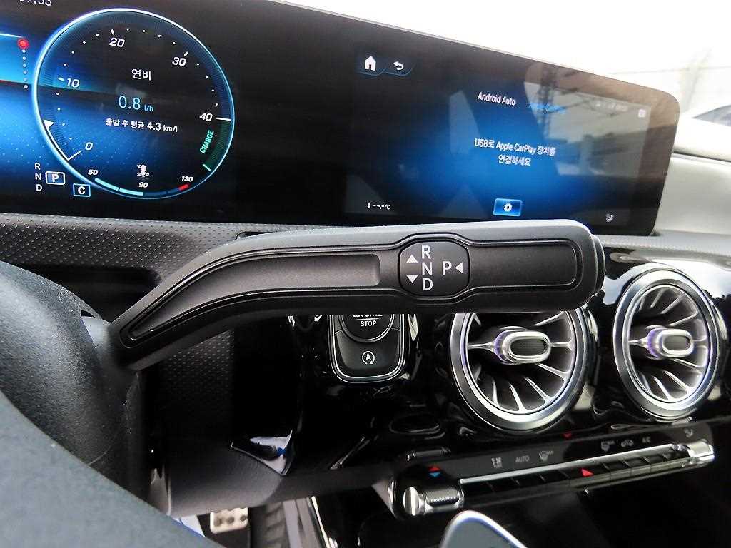 Mercedes Benz CLA Class - Vista 11