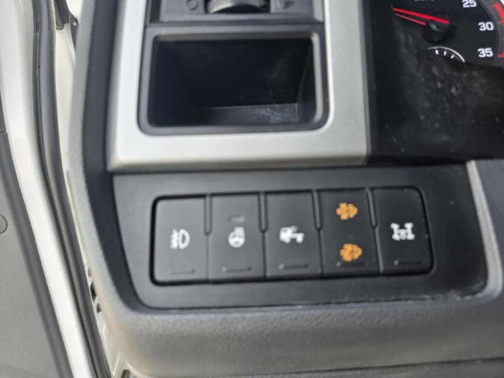 medium and large cargo truck 2026 Blanco - Importación desde Corea - HF Imports Iquique - Foto 14