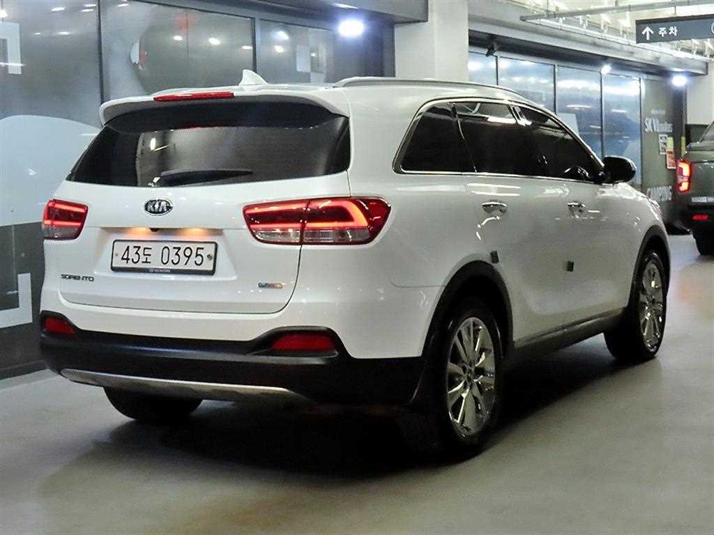 KIA Sorento - Vista 4