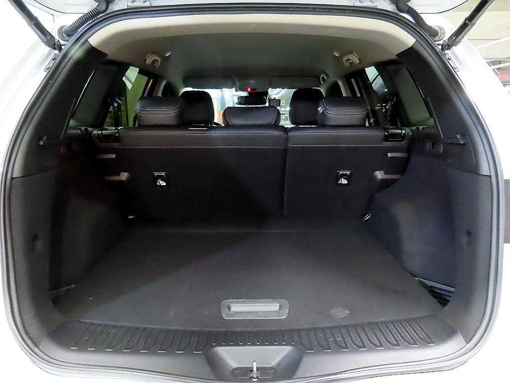 SAMSUNG QM6 2022 Blanco - Importación desde Corea - HF Imports Iquique - Foto 17