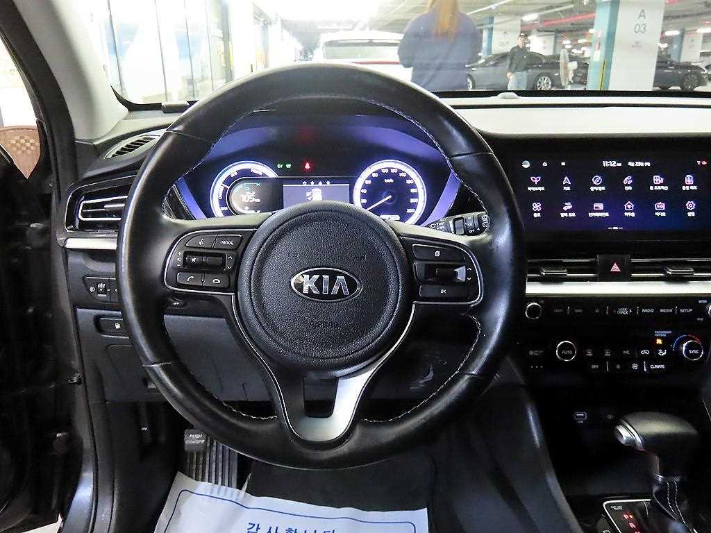 KIA Niro - Vista 8