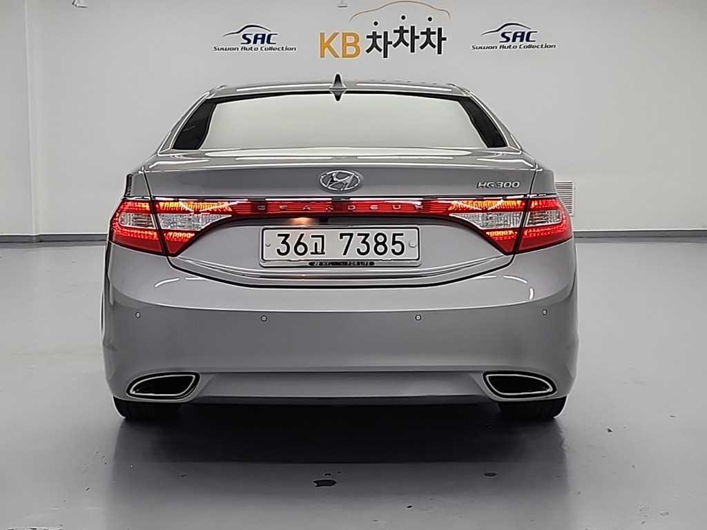 HYUNDAI Grandeur - Vista 4