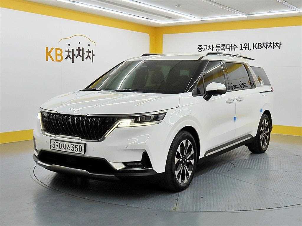 KIA Carnival - Vista 2