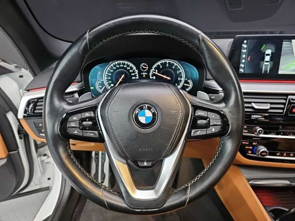BMW 5 Series - Vista 8