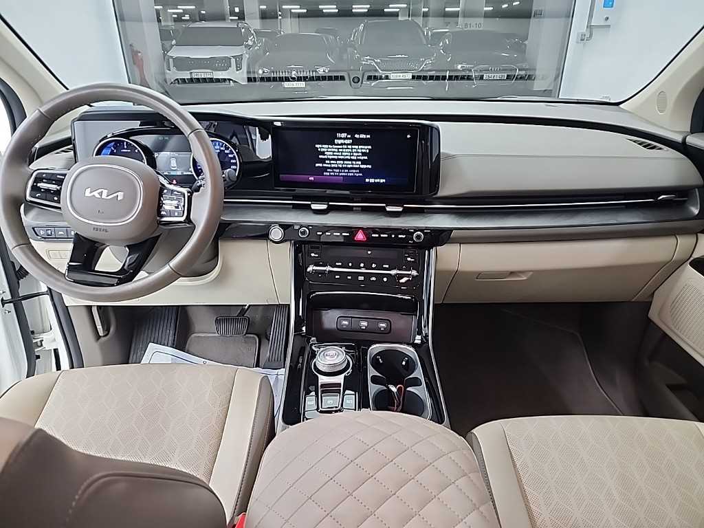 KIA Carnival - Vista 7