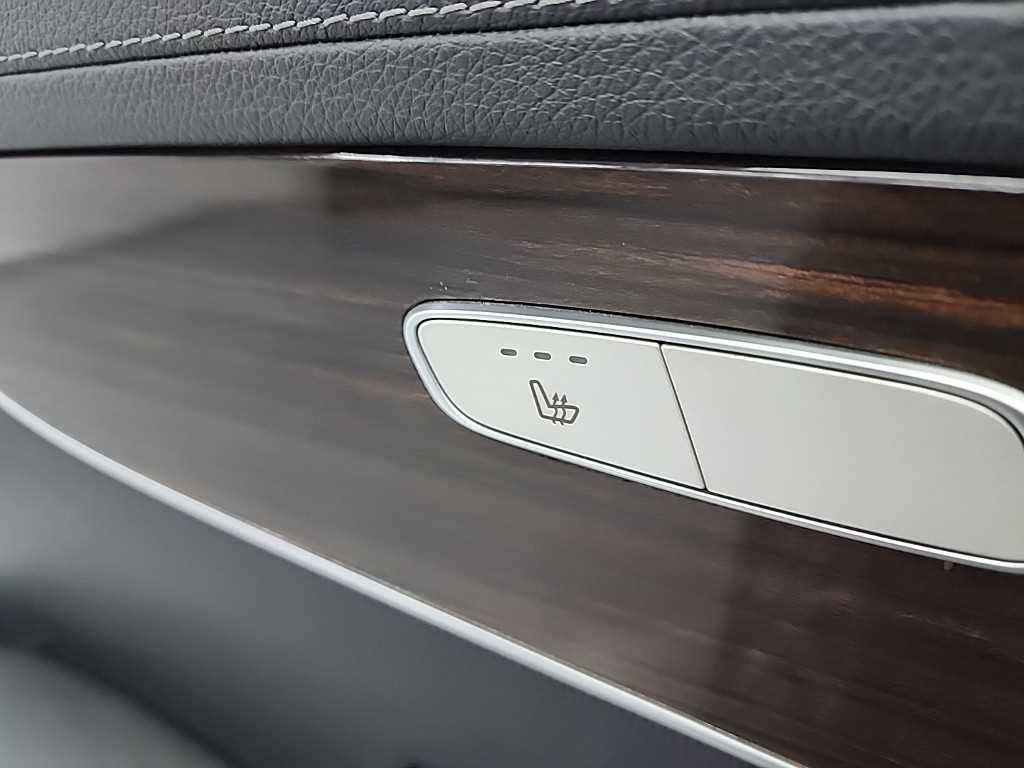 Mercedes Benz GLC Class 2020 Negro - Importación desde Corea - HF Imports Iquique - Foto 14