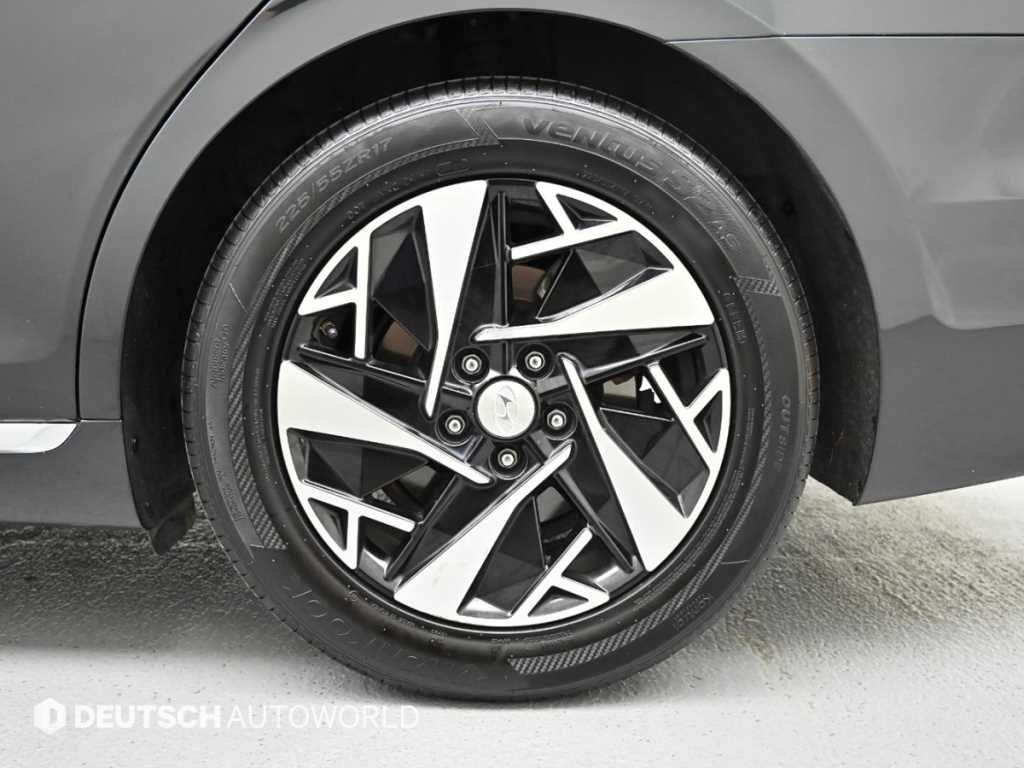 HYUNDAI Grandeur - Vista 5