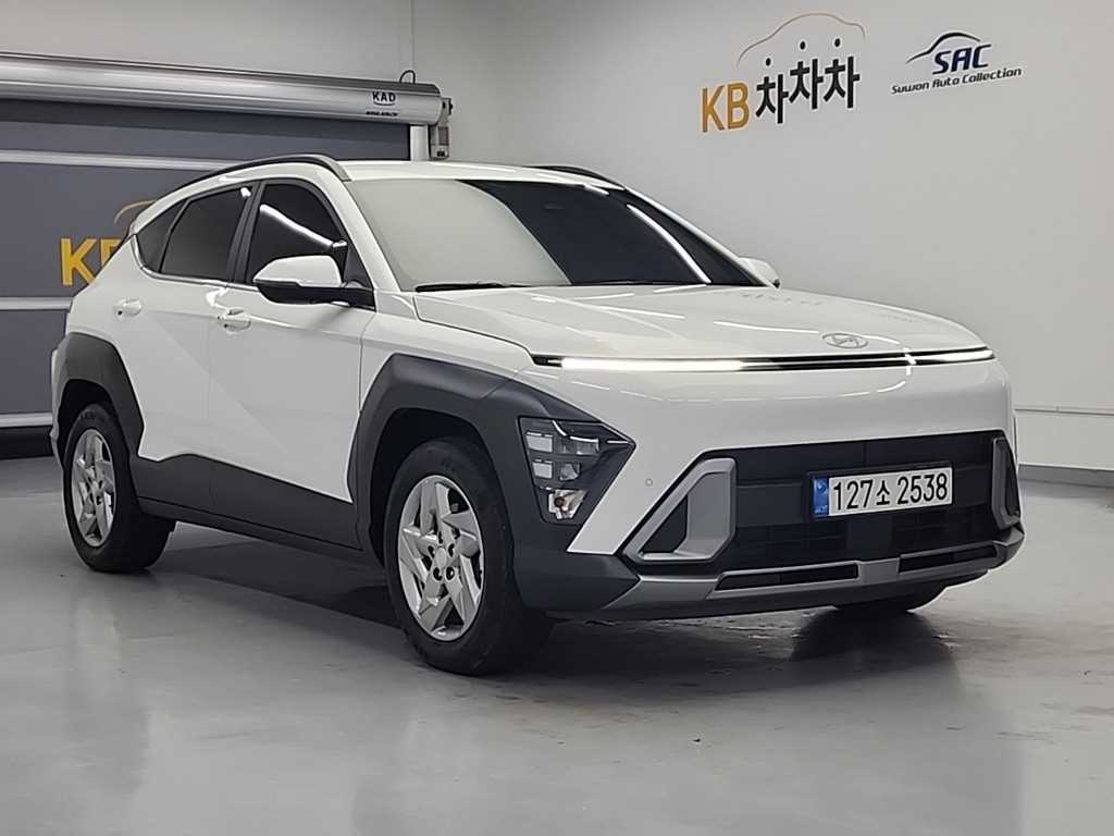 HYUNDAI Kona - Vista 4