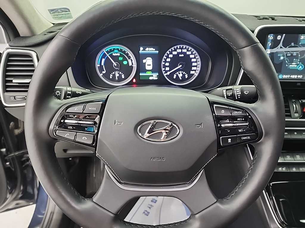HYUNDAI Grandeur - Vista 9