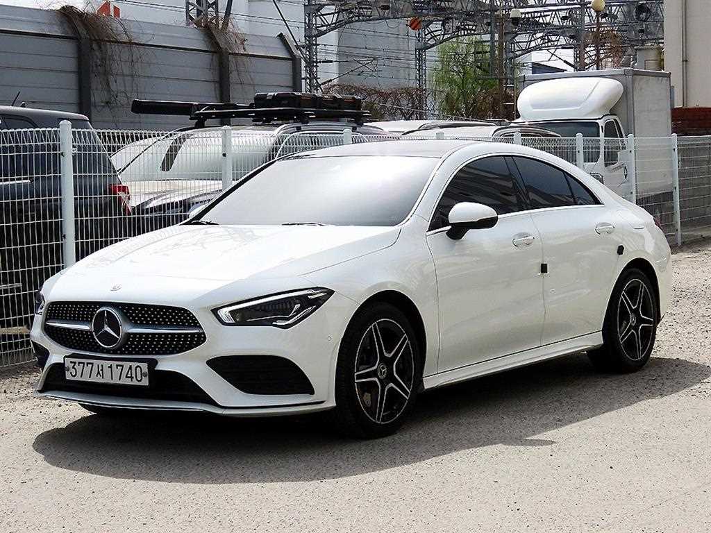 Mercedes Benz CLA Class - Vista 3